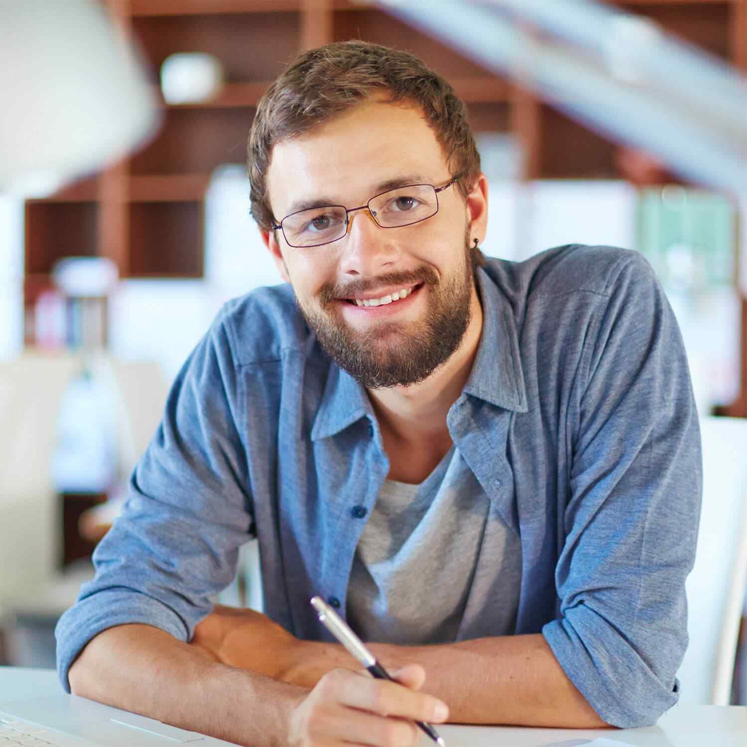 https://soytellycunninghamm.com/wp-content/uploads/2018/01/img-team-member-career-01.jpg